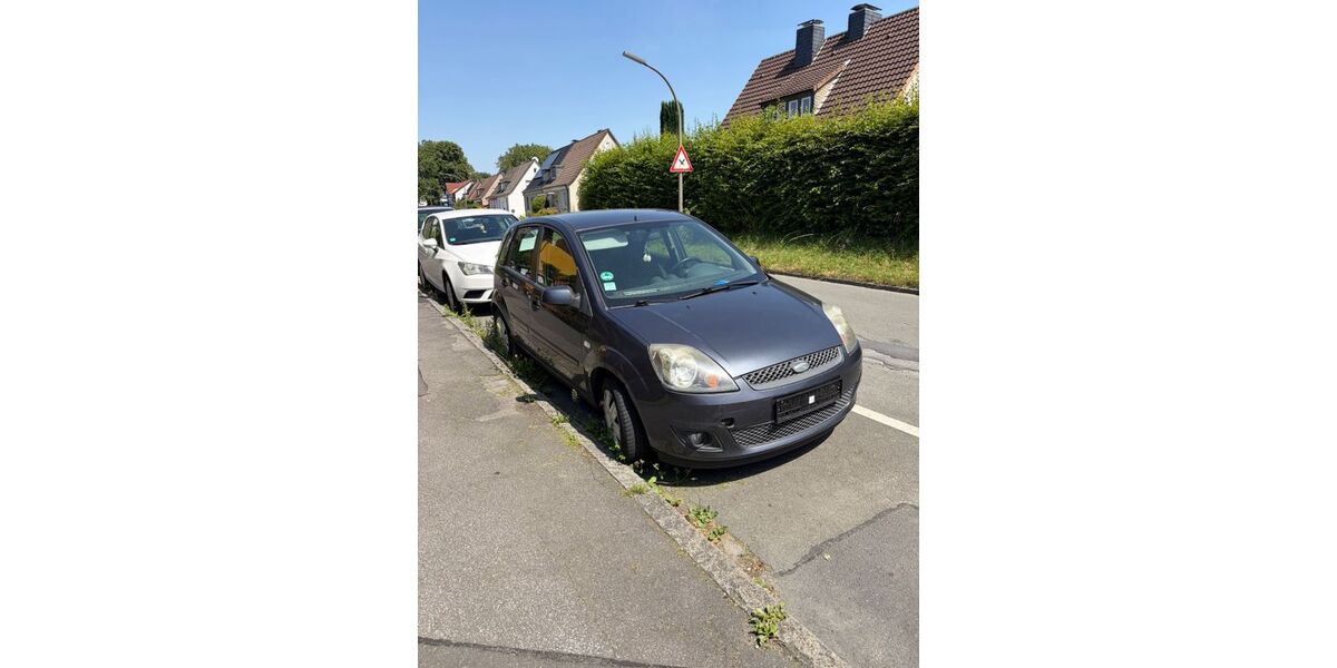 Ford Fiesta 228.000 km 850 &euro; Dortmund 44227
