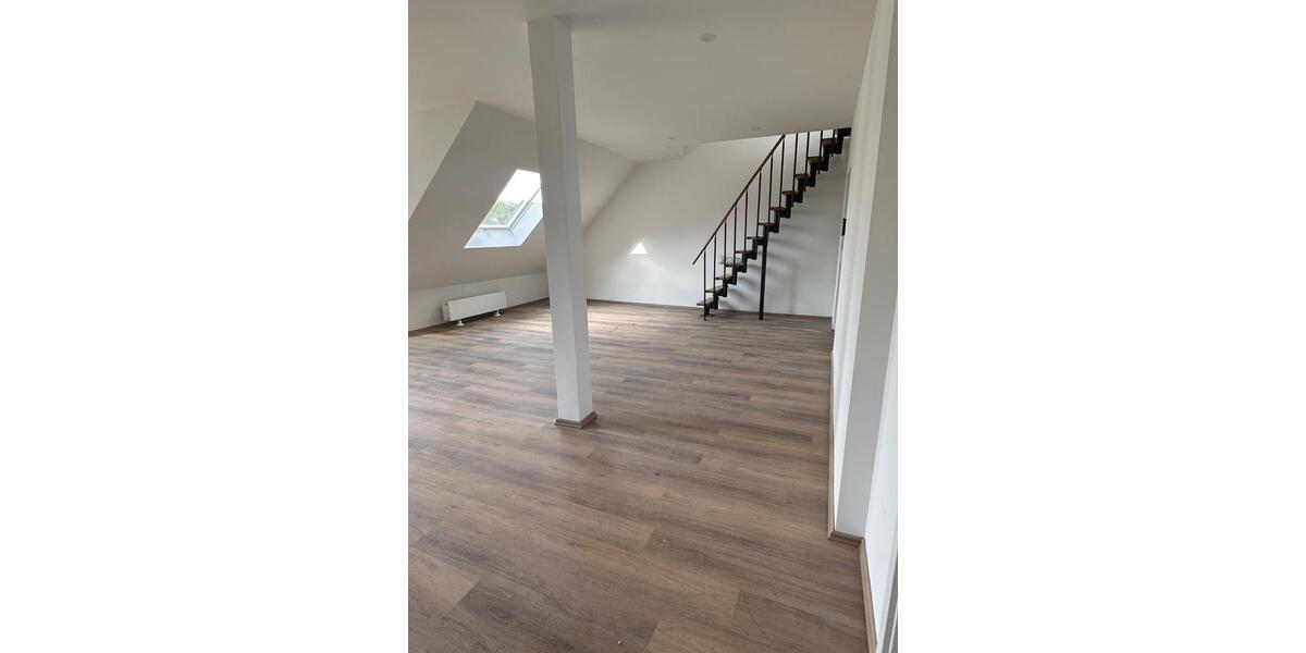 Dachgeschoßwohnung Witten Rüdinghausen - 3.5 Zimmer, 108 m&sup2;, 1.139&euro; | Angebot:26684542