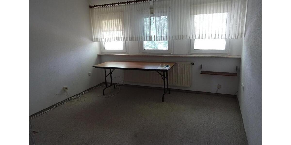 Dachgeschoßwohnung Schwerte - 3.5 Zimmer, 67 m&sup2;, 129.000&euro; | Angebot:27407904