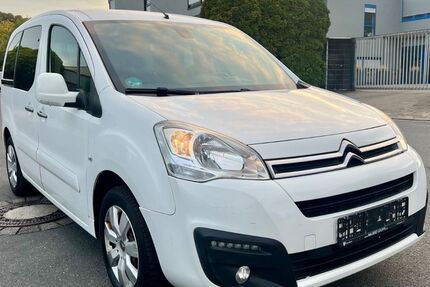 Citroen Berlingo 188.000 km 7.490 € Essen 45139