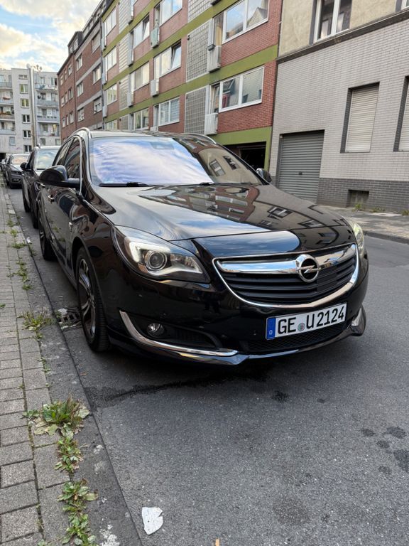 Opel Insignia 201.000 km 9.800 € Gelsenkirchen 45879