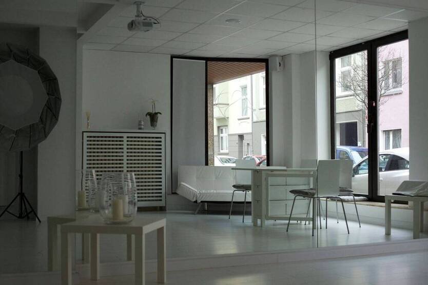 Renoviertes 130qm-Büro fläche mit All-Incl.-Service zu Top-Preis - All-in-Miete