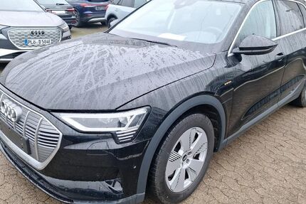 Audi e-tron 62.926 km 24.605 € Hagen 58091