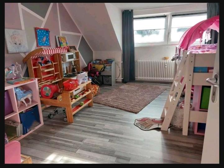 Ruhige 5 12 Zimmer Eigentumswohnung ideal für Familien 5 zimmer