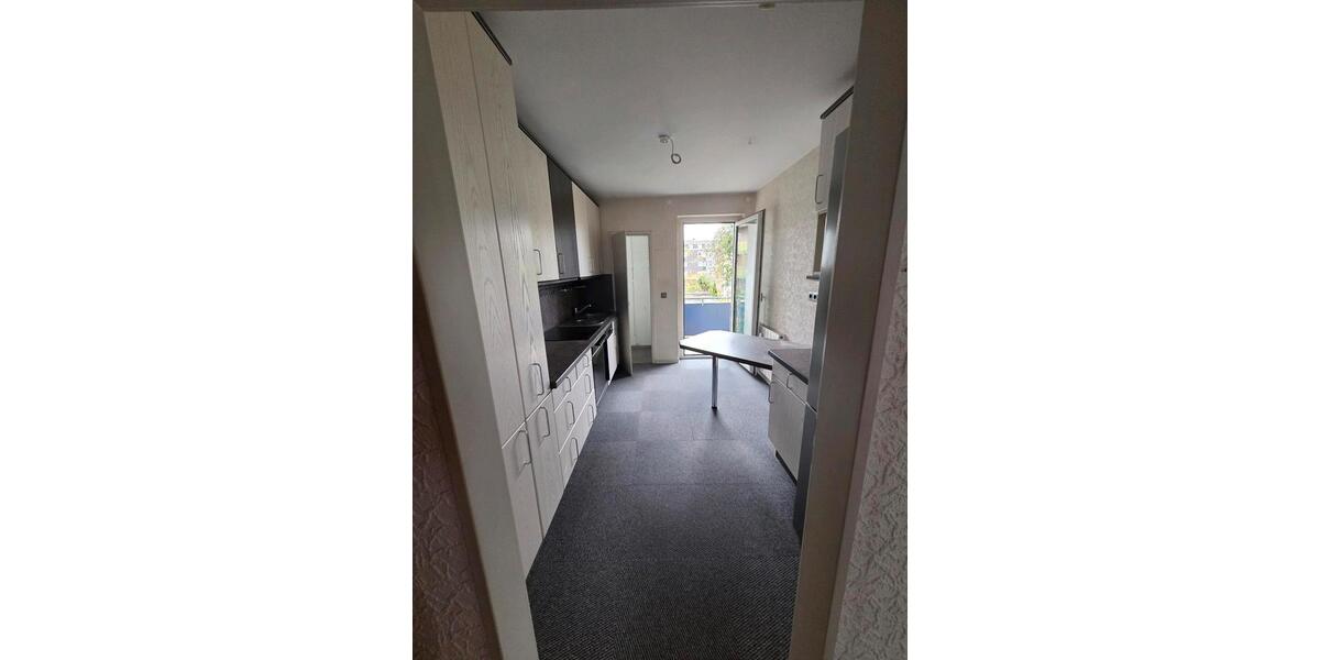 2.5 Zimmer wohnung zu vermieten BALKON 2 zimmer