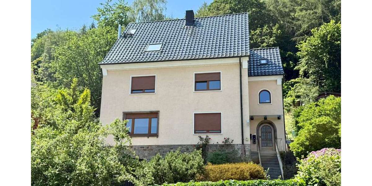 Einfamilienhaus Hagen / Hohenlimburg Hohenlimburg - 8 Zimmer, 275 m&sup2;, 375.000&euro; | Angebot:22606871