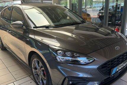 Ford Focus 40.476 km 18.479 € Lünen 44532
