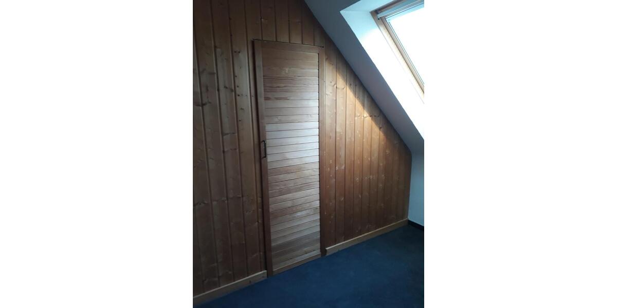 Dachgeschoßwohnung Gelsenkirchen Resse - 1 Zimmer, 40 m&sup2;, 320&euro; | Angebot:25361871