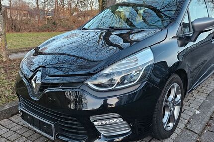 Renault Clio 180.000 km 5.000 &euro; Hagen 58095