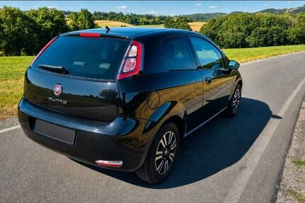 Fiat Punto 77.500 km 5.500 &euro; Velbert 42555
