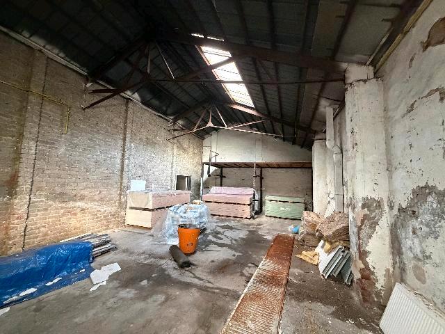 Schnäppchen für Handwerker zum Wohnen und Arbeiten zimmer