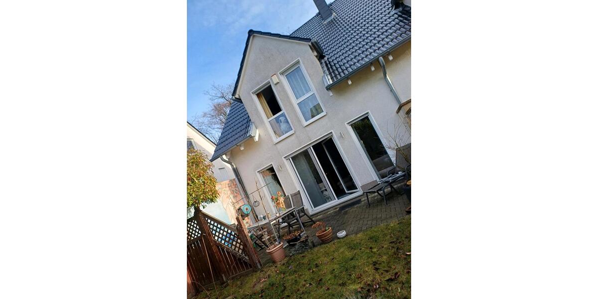 Doppelhaushälfte in 58300 Wetter, trotz ruhiger Lage zentral 5 zimmer