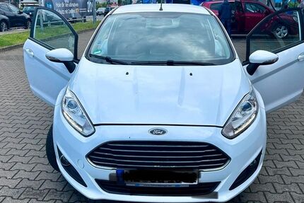 Ford Fiesta 263.000 km 3.800 € Ratingen 40880