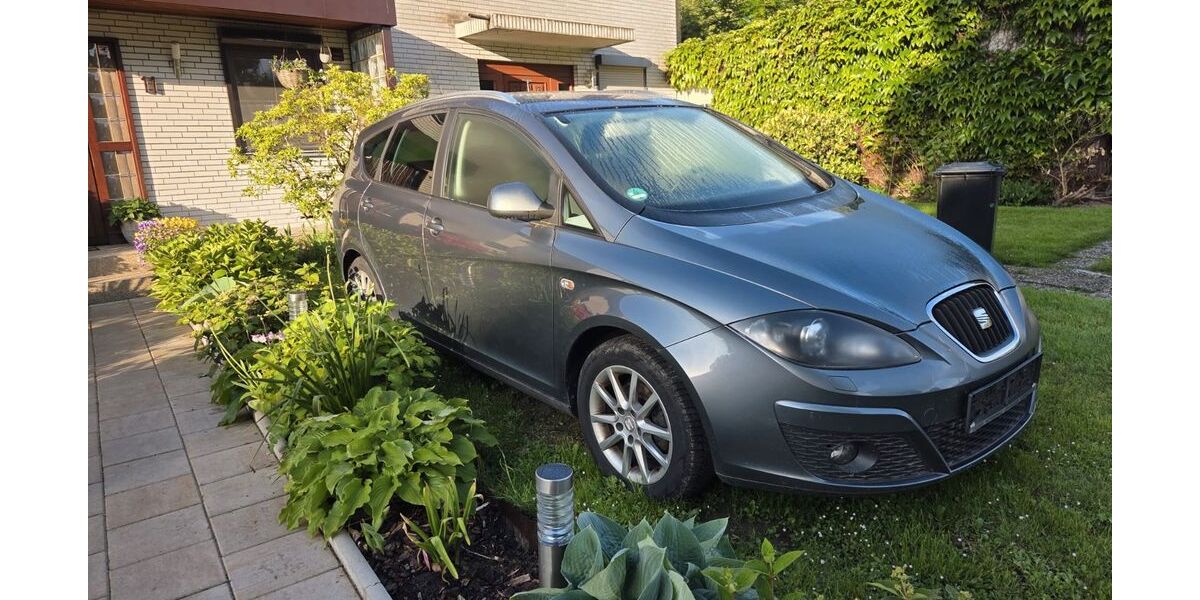 Seat Altea 244.000 km 3.300 &euro; Dortmund 44328