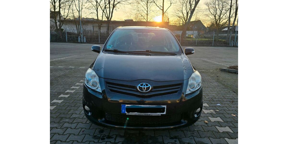 Toyota Auris 233.000 km 4.200 &euro; Witten 58453