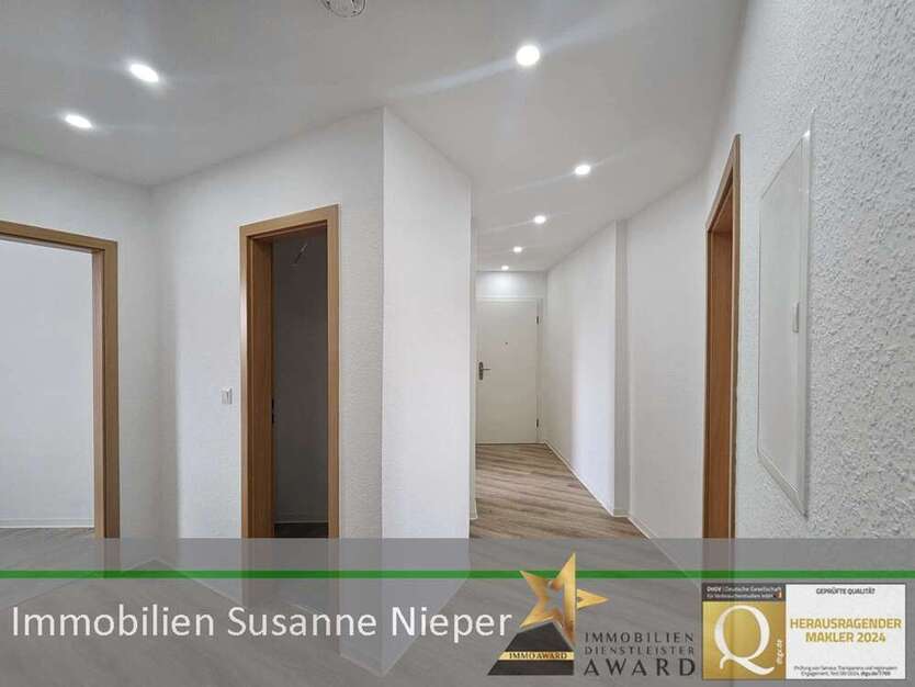 Wohnung zum Mieten in Wuppertal 693 € 92.4 m²