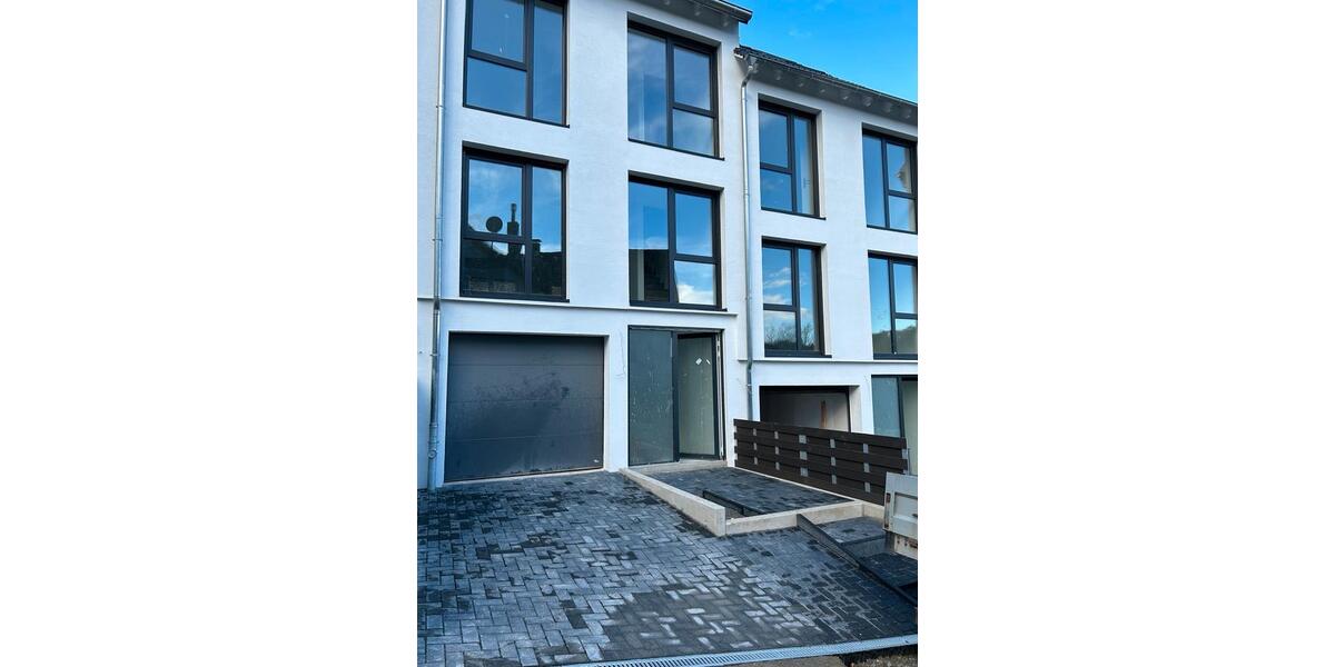 Reihenhäuser, Einfamilienhaus zu vermieten 4 zimmer