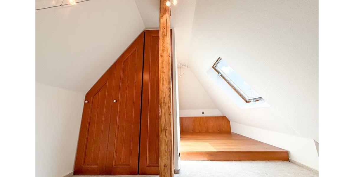Maisonettenwohnung Hagen Hagen-Mitte - 7.5 Zimmer, 204 m&sup2;, 310.000&euro; | Angebot:26694151