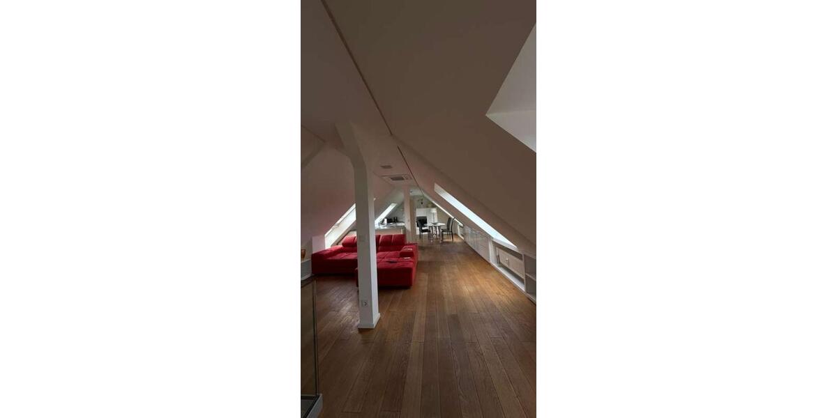 Dachgeschoßwohnung Essen Stadtbezirk II - 1 Zimmer, 72 m&sup2;, 1.250&euro; | Angebot:25148843