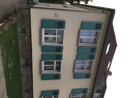 Bei VIVAWEST die Sonnenstrahlen auf dem eigenen Balkon genießen. 3.5 zimmer