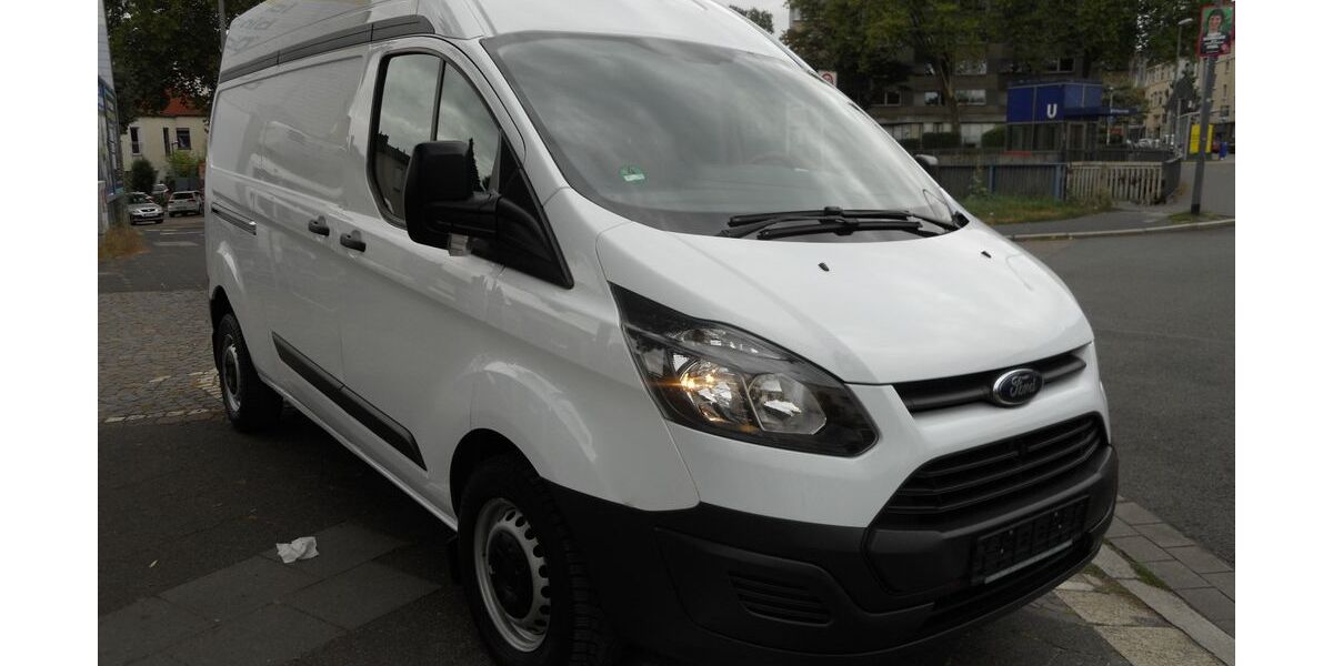 Ford Transit Custom 144.000 km 9.800 &euro; Essen 45145