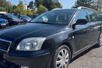 Toyota Avensis 244.000 km 2.990 € Datteln 45711