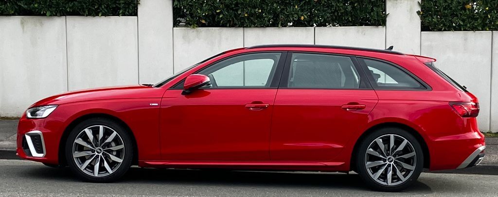 Audi A4 131.000 km 26.400 € Wuppertal 42113