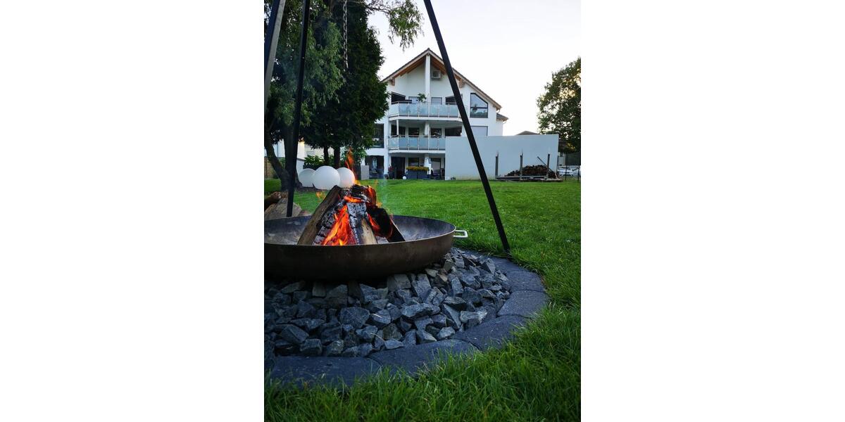 Moderne 2,5-Zimmer Wohnung mit Balkon ins Grüne, Baujahr 2021! 2 zimmer