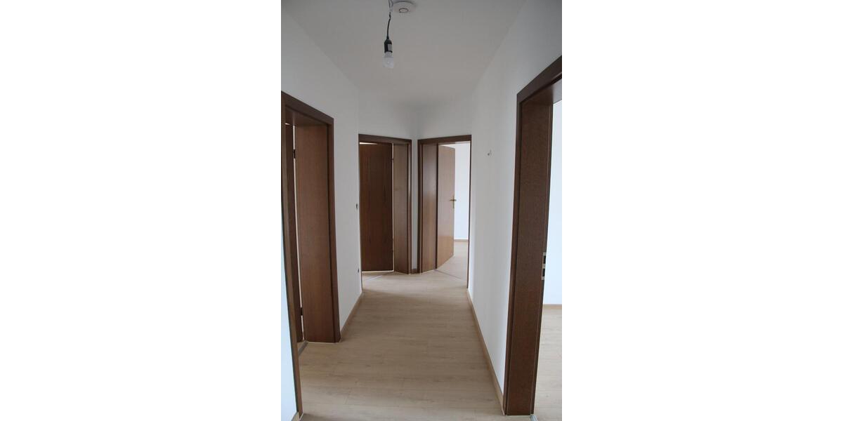 Etagenwohnung Lünen Brambauer - 4 Zimmer, 96 m&sup2;, 850&euro; | Angebot:25640121