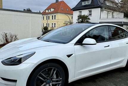 Tesla Model 3 44.500 km 29.900 &euro; Castrop-Rauxel 44579