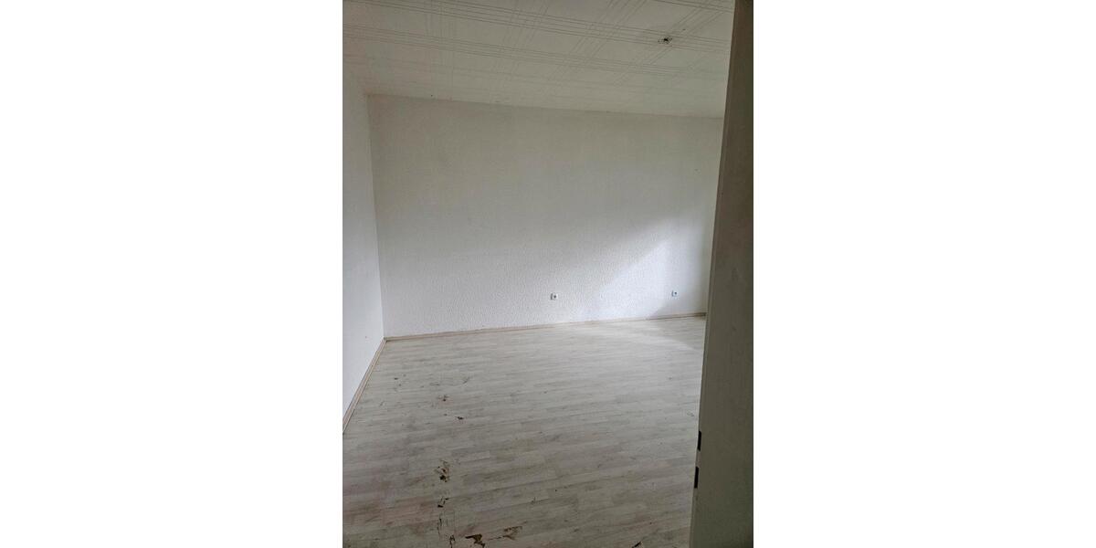 Hochparterre Hagen Hagen-Mitte - 2 Zimmer, 44 m&sup2;, 88.000&euro; | Angebot:27533975