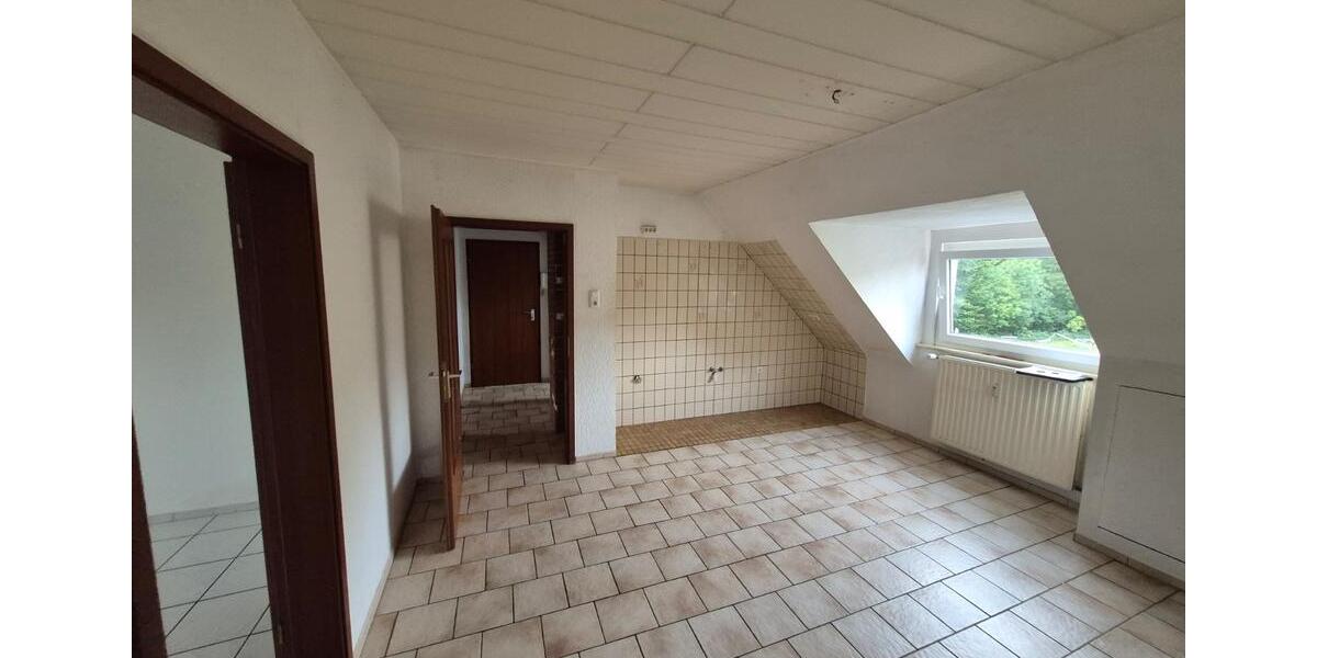 Dachgeschoßwohnung Bochum Bochum-Mitte - 2.5 Zimmer, 50 m&sup2;, 420&euro; | Angebot:27581550