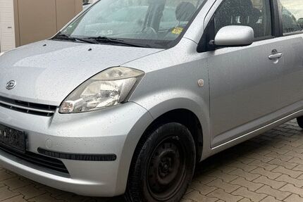 Daihatsu Sirion 124.827 km 700 &euro; Gelsenkrichen 45884
