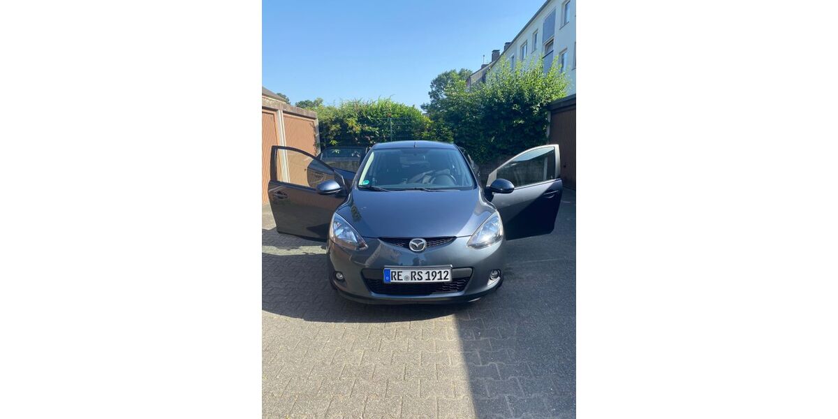 Mazda 2 142.000 km 3.100 &euro; Herten 45699
