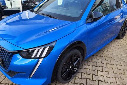 Peugeot 208 8.555 km 19.990 &euro; Essen 45307