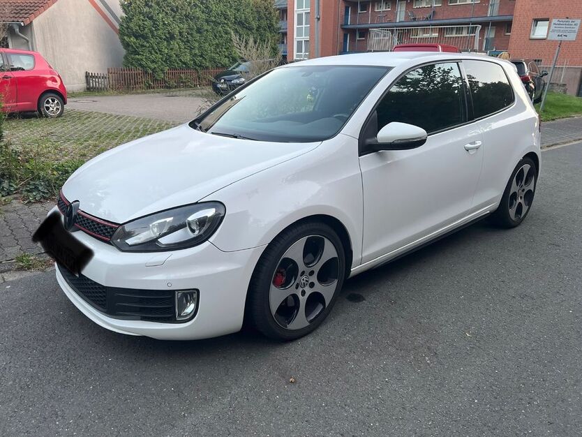 VW Golf 147.000 km 8.499 € Bergkamen 59192