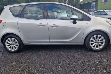 Opel Meriva 95.000 km 5.990 € Bottrop 46238