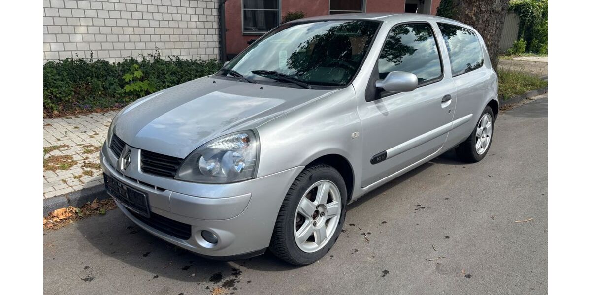 Renault Clio 98.800 km 1.890 &euro; Castrop rauxel 44577