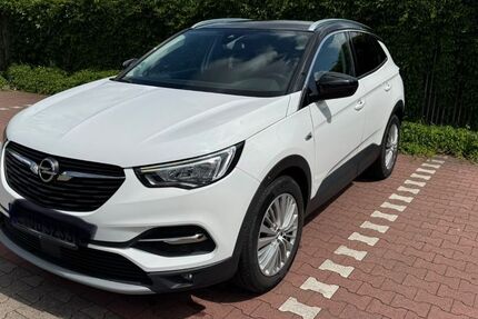 Opel Grandland (X) 69.000 km 14.200 &euro; Ballrechten Dottingen 79282