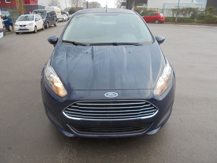 Ford Fiesta 137.500 km 4.400 € Essen 45141