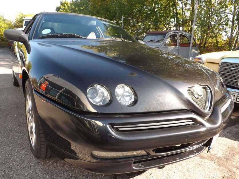 Alfa Romeo Spider 84.000 km 6.500 € Mettmann 40822