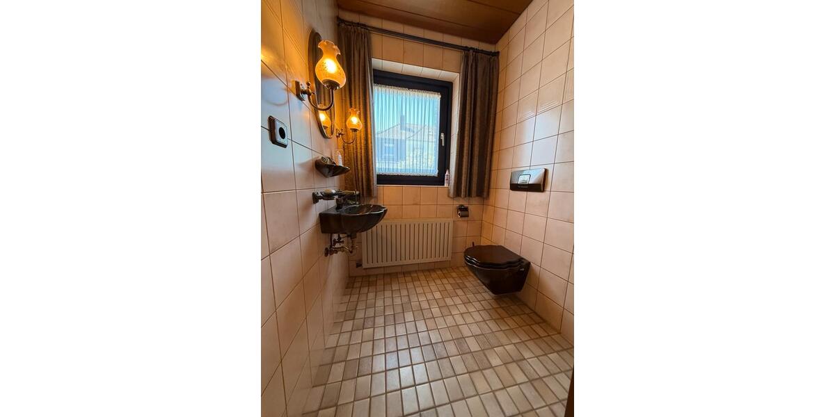 Einfamilienhaus Gladbeck - 7 Zimmer, 185 m&sup2;, 2.600&euro; | Angebot:26397453