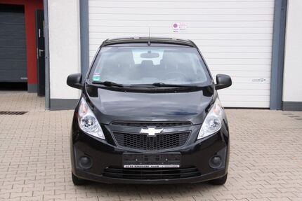 Chevrolet Spark 133.500 km 2.999 € Velbert 42549