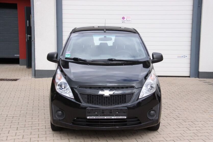 Chevrolet Spark 133.500 km 2.999 € Velbert 42549