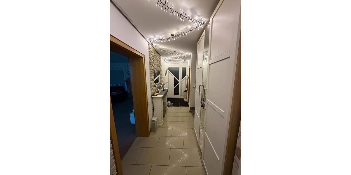 Etagenwohnung Herdecke - 5 Zimmer, 145 m&sup2;, 305.000&euro; | Angebot:24395682