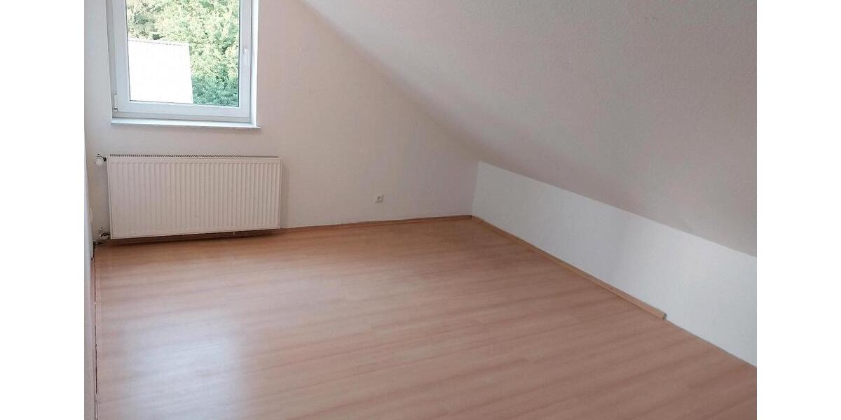 Dachgeschoßwohnung Dortmund Hombruch - 3 Zimmer, 62 m&sup2;, 560&euro; | Angebot:27586137
