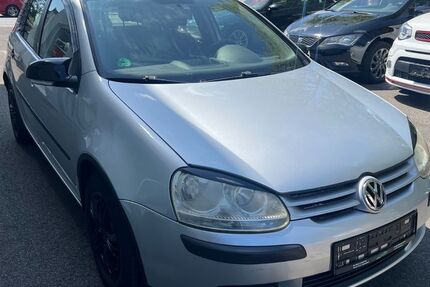 VW Golf 209.000 km 1.699 &euro; Recklinghausen 45663