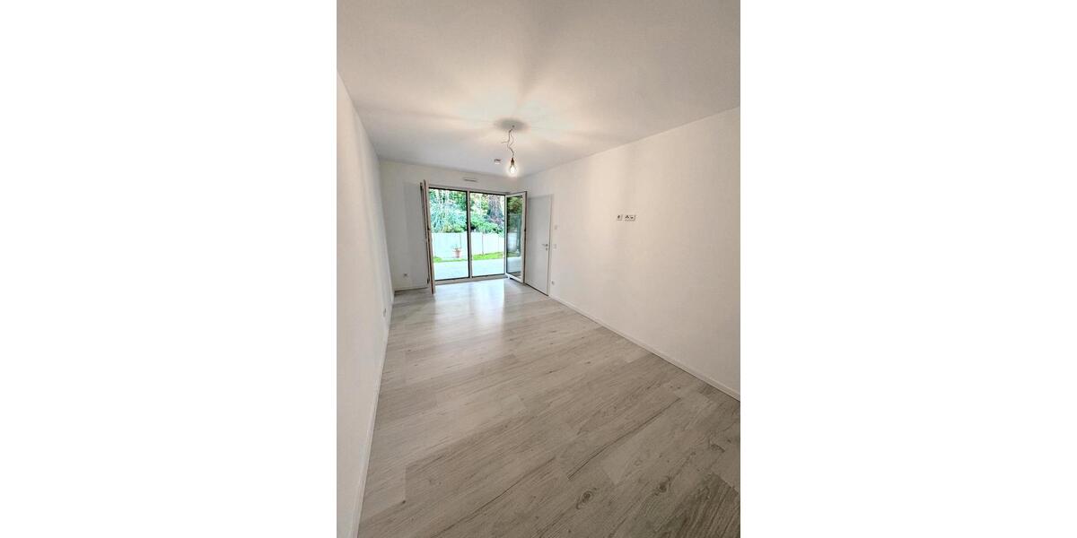 Neuwertige 2-Zimmer-Wohnung mit Terrasse und TG-Stellplatz 2 zimmer