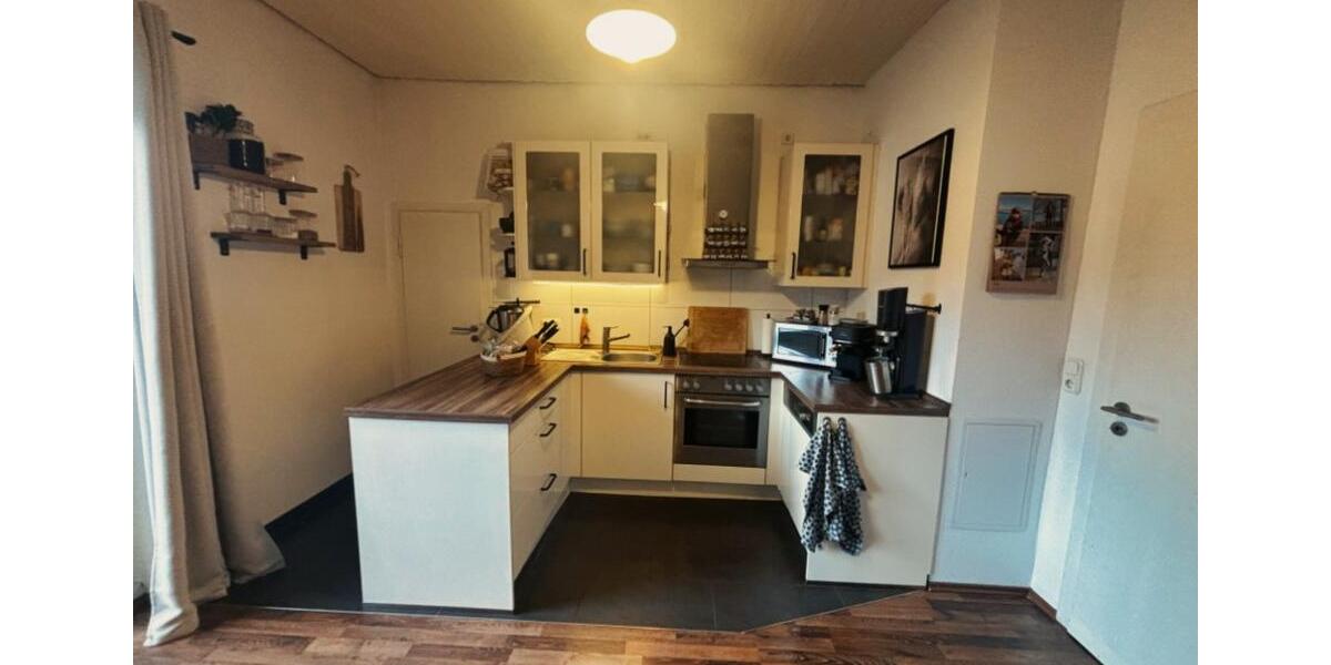 Etagenwohnung Essen Stadtbezirk II - 3 Zimmer, 97 m&sup2;, 1.095&euro; | Angebot:25394270