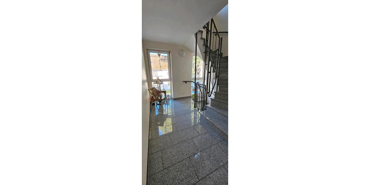 Dachgeschoßwohnung Gladbeck Brauck - 4 Zimmer, 136 m&sup2;, 369.000&euro; | Angebot:26698288